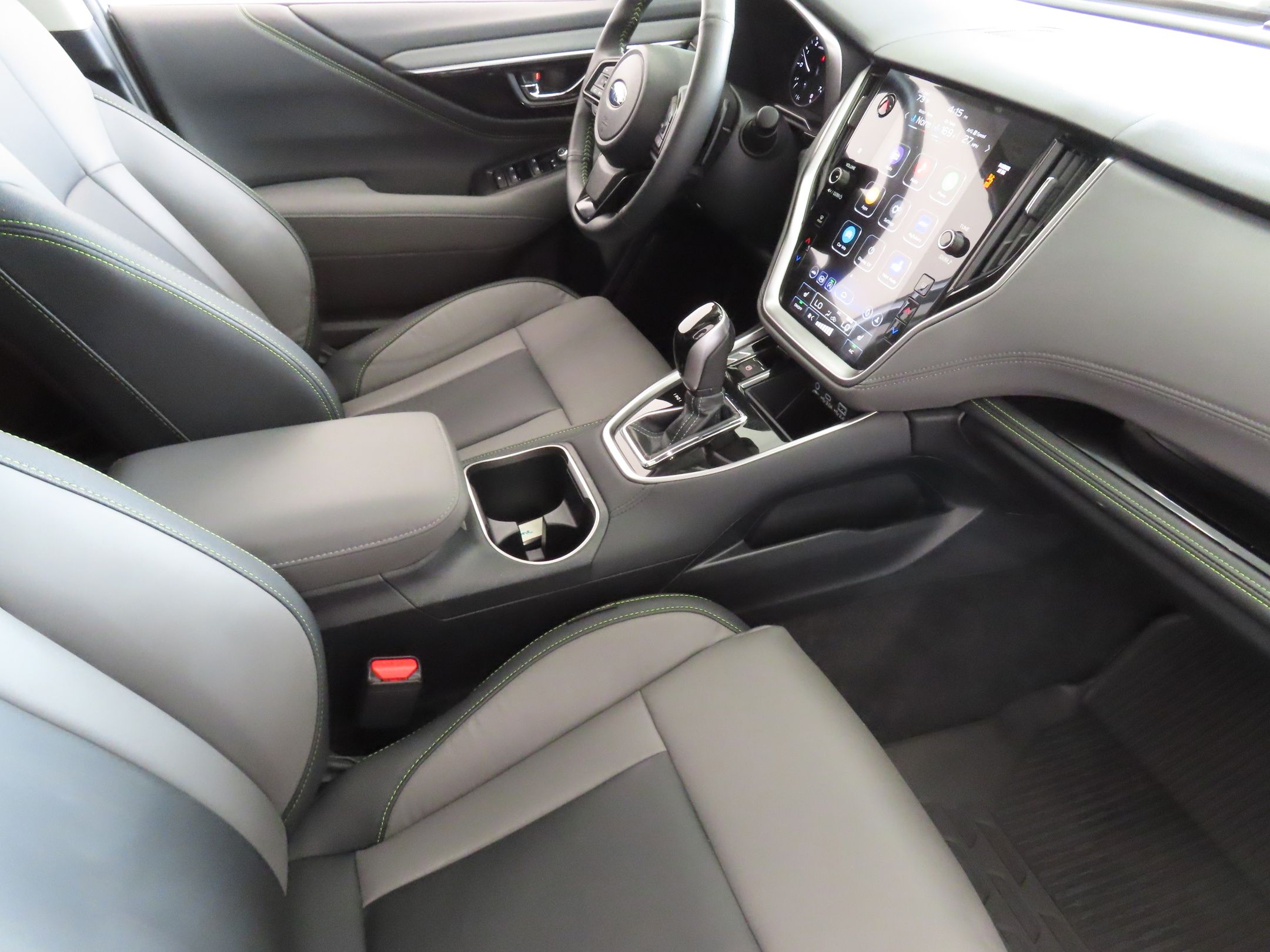 2025 Subaru Outback Onyx Edition photo 23
