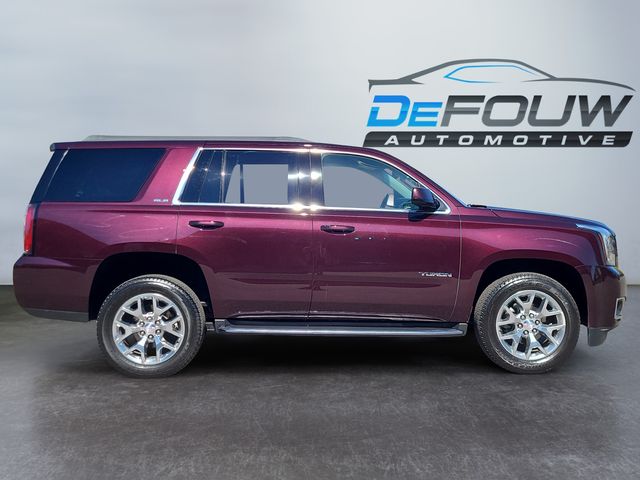 2017 Gmc Yukon SLE photo 2