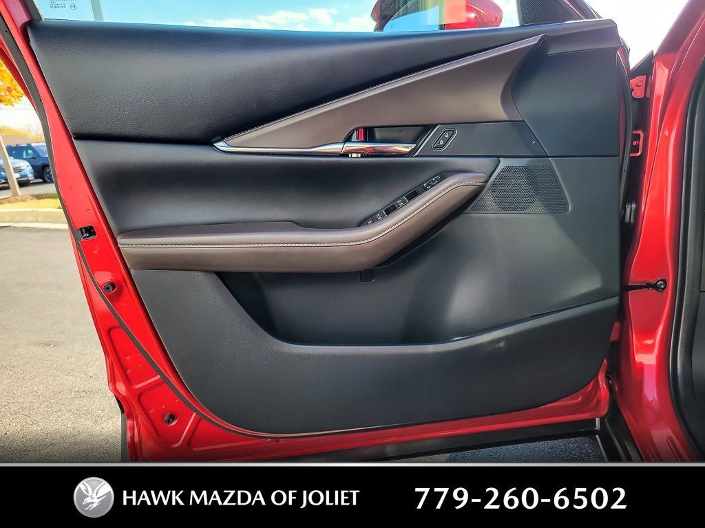 2022 MAZDA CX-30 - Image 16