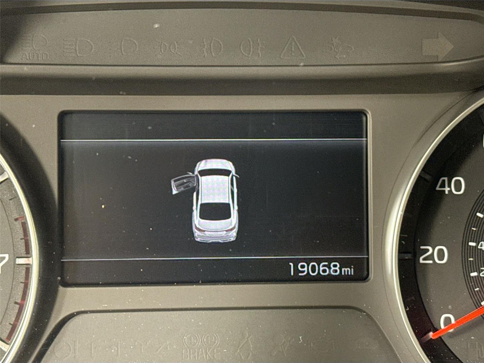 2024 Kia Forte GT-Line photo 11