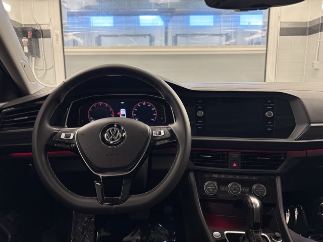 2021 Volkswagen Jetta SEL photo 21