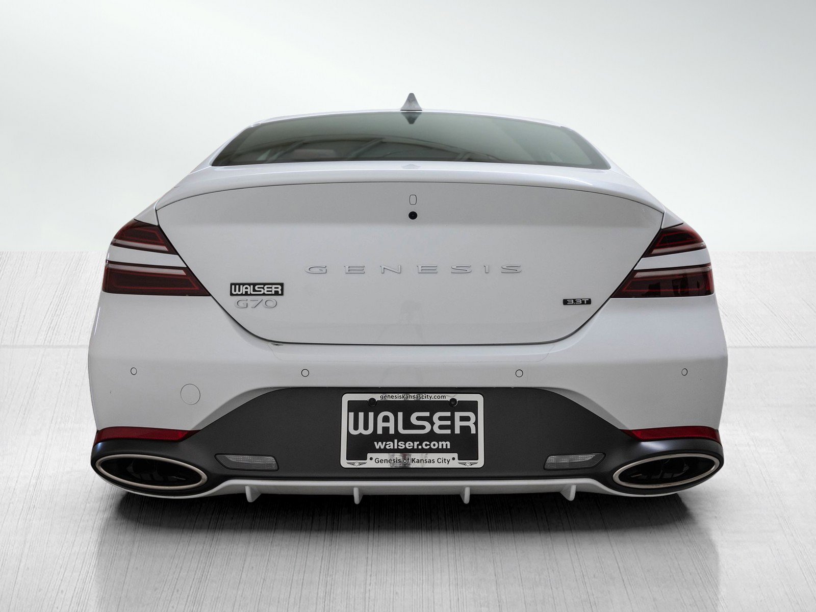 2025 Genesis G70 Sport Prestige photo 4