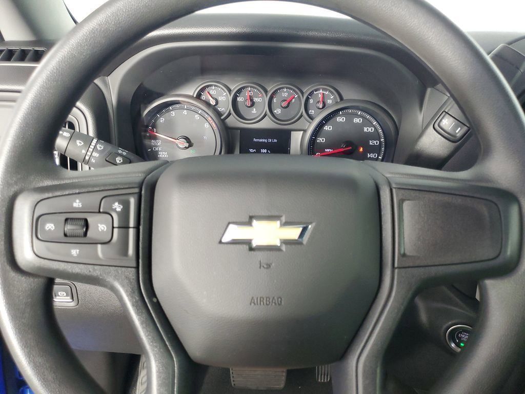 2025 Chevrolet Silverado 1500 Custom photo 17