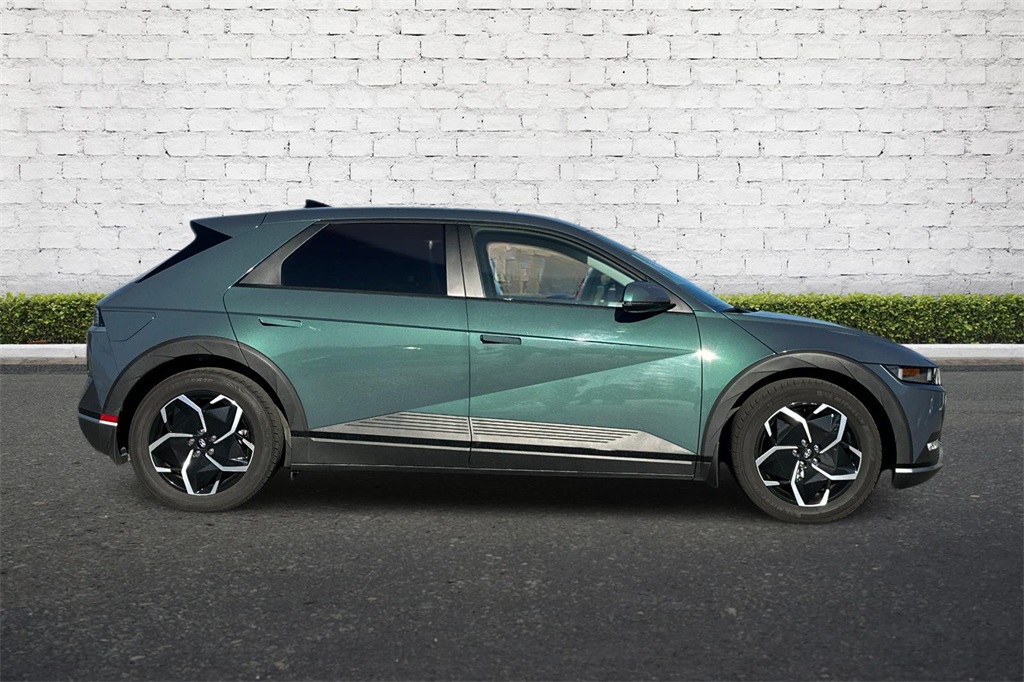 2022 Hyundai Ioniq 5 SE photo 3