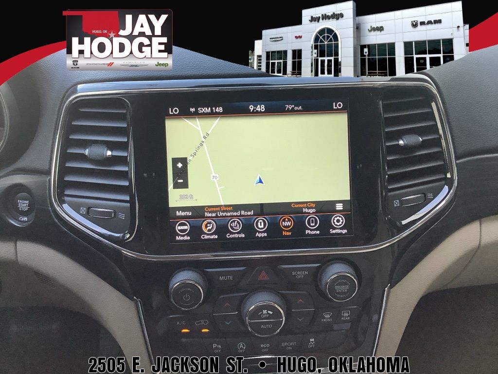 2022 Jeep Cherokee Laredo photo 14