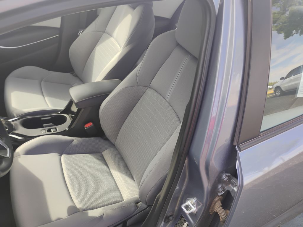 2024 Toyota Corolla SE photo 8
