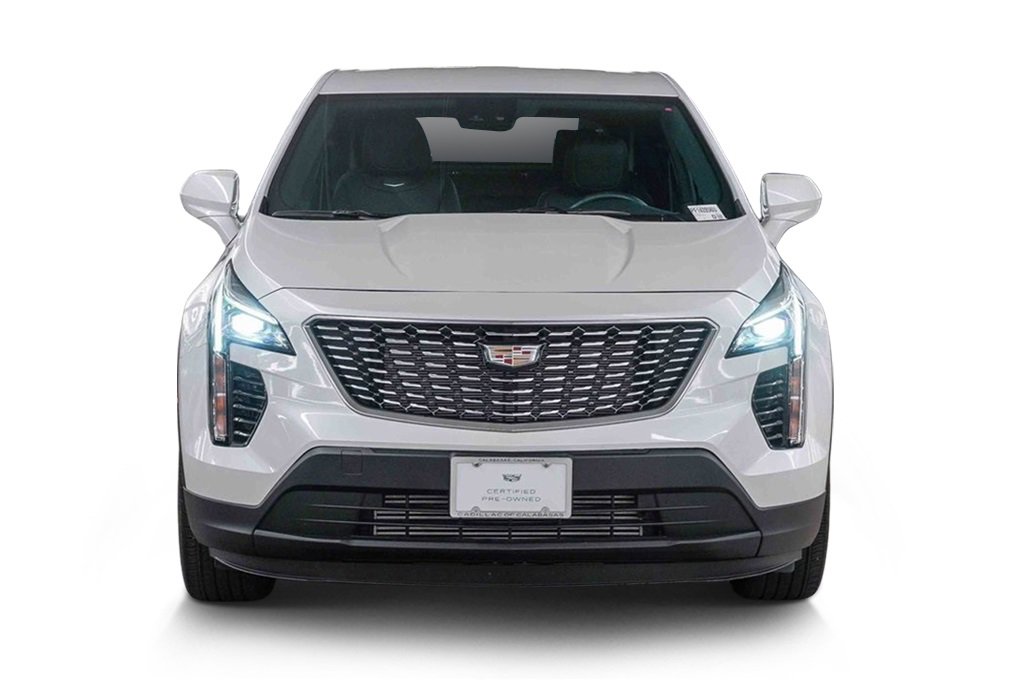 2023 Cadillac XT4 Luxury photo 2