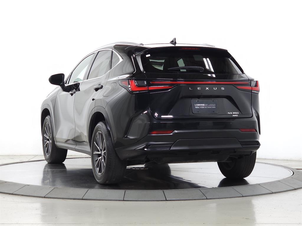 2023 Lexus NX Premium photo 4