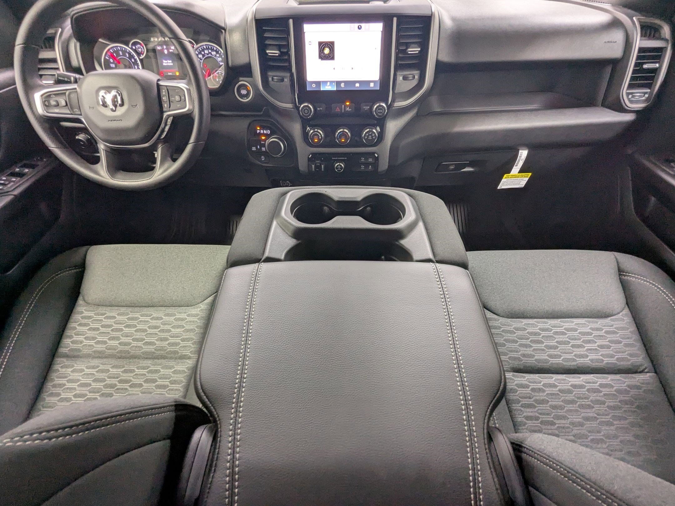 2025 Ram 1500 Tradesman photo 12