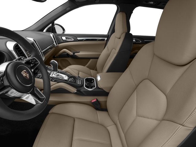 2018 Porsche Cayenne Base Platinum Edition photo 8