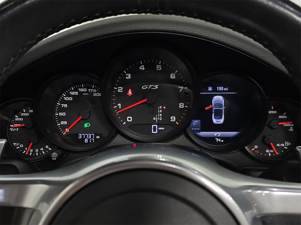 2015 Porsche 911 GTS photo 15