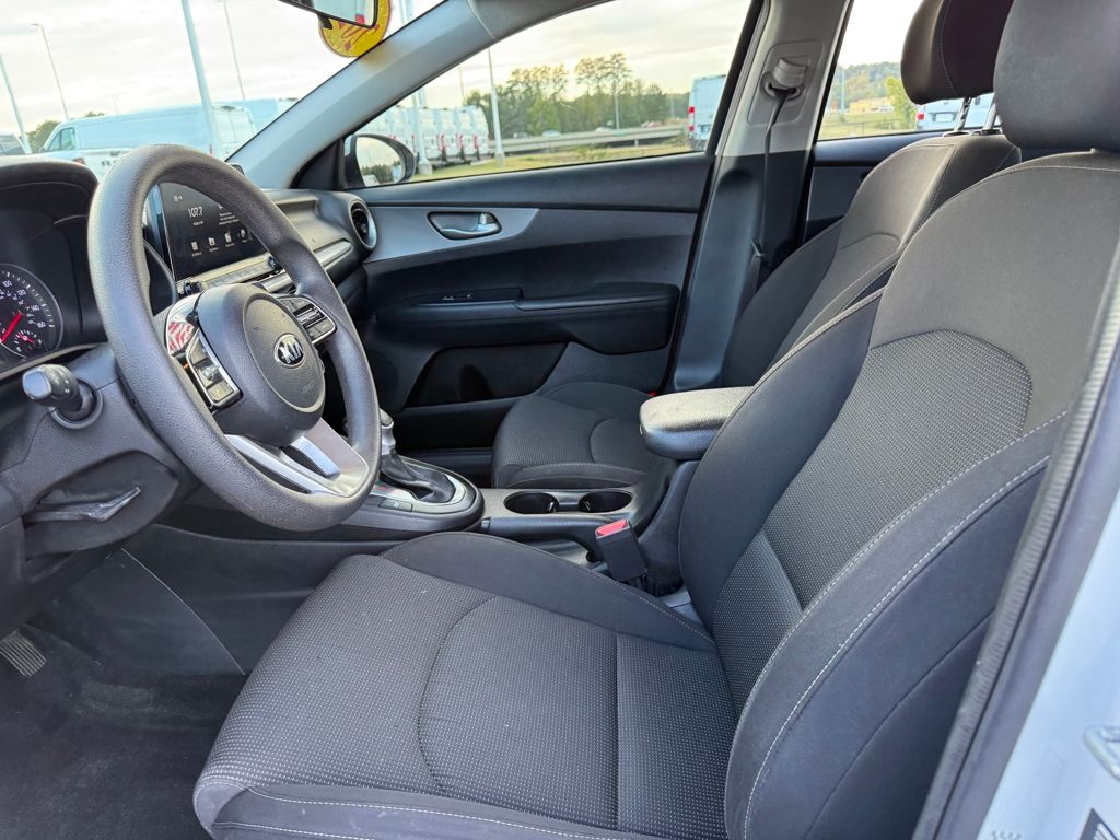 2020 Kia Forte LXS photo 8