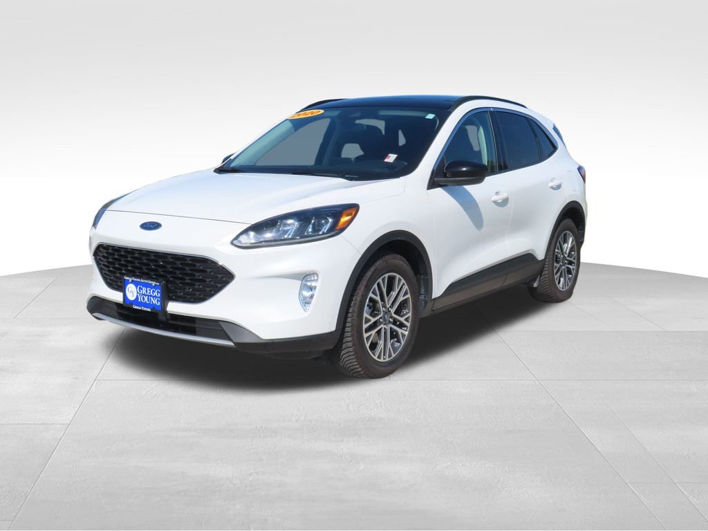 2020 Ford Escape SEL photo 2