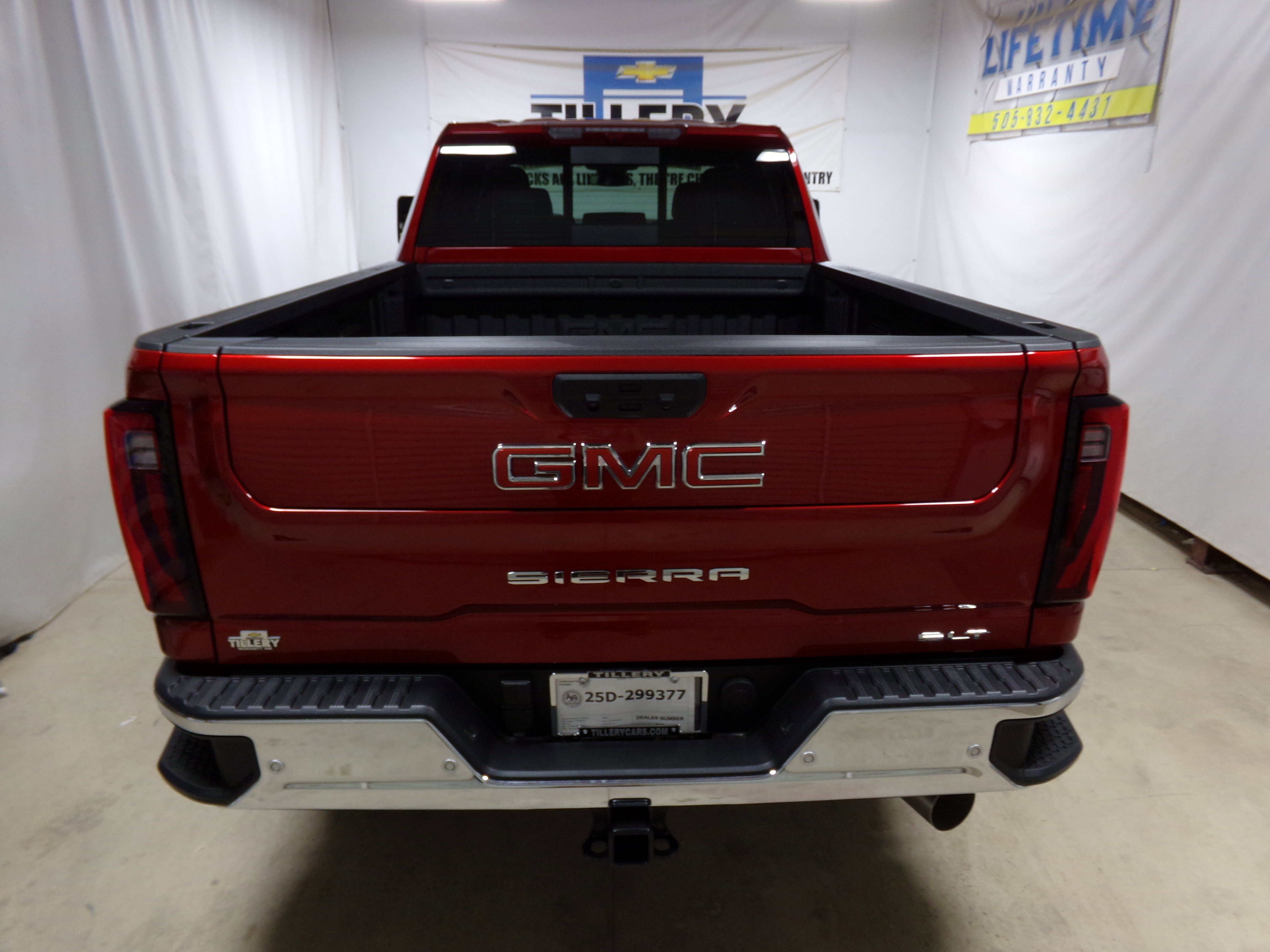 2026 Gmc Sierra 2500 HD SLT photo 2