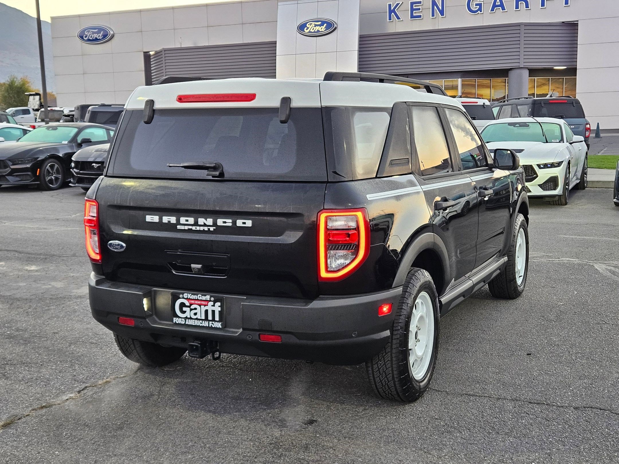 2024 Ford Bronco Sport Heritage photo 2