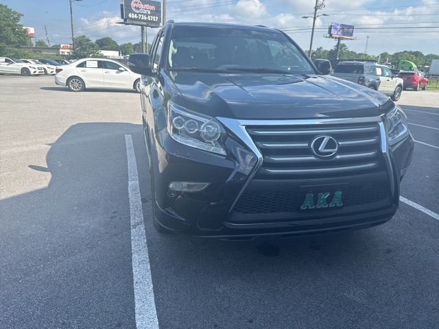 2019 Lexus GX 460 photo 2