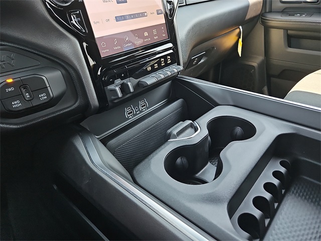 2025 Ram 2500 Big Horn photo 19