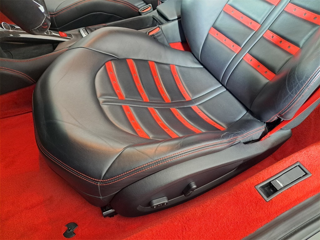 Certified Used 2018 Nero DS 1250 Ferrari Base image 16