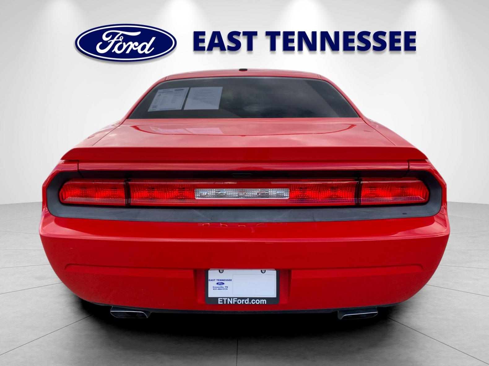 2014 Dodge Challenger R/T photo 4