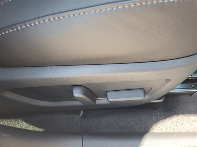 2025 Mazda CX-50 Premium Plus photo 15