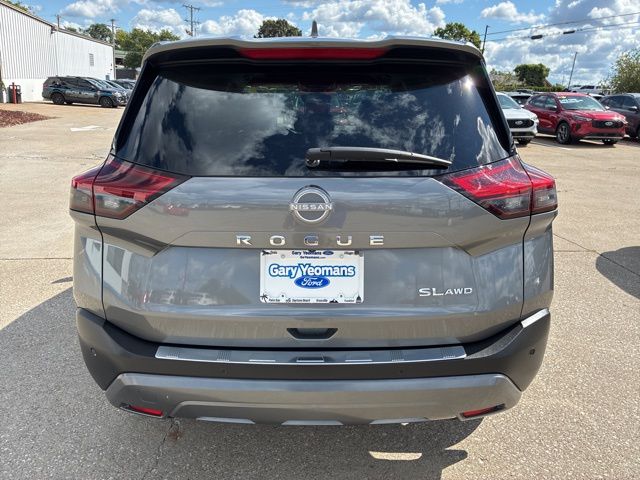 2023 Nissan Rogue SL photo 7