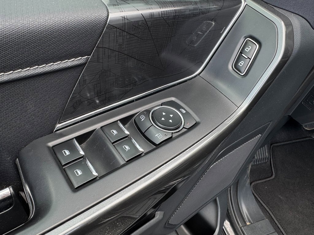 2023 Ford F-150 XL photo 11