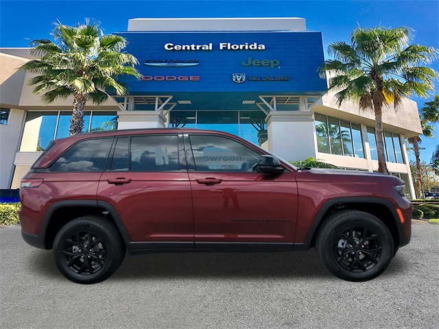 2025 Jeep Grand Cherokee Altitude X photo 2