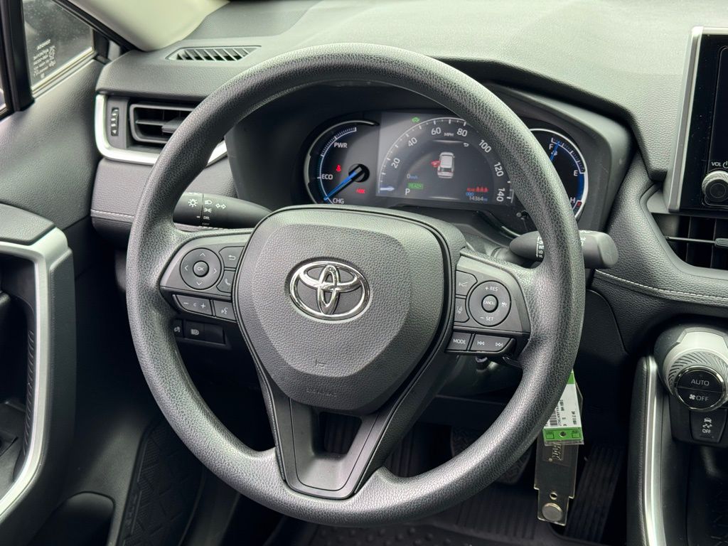 2024 Toyota RAV4 Hybrid LE photo 16