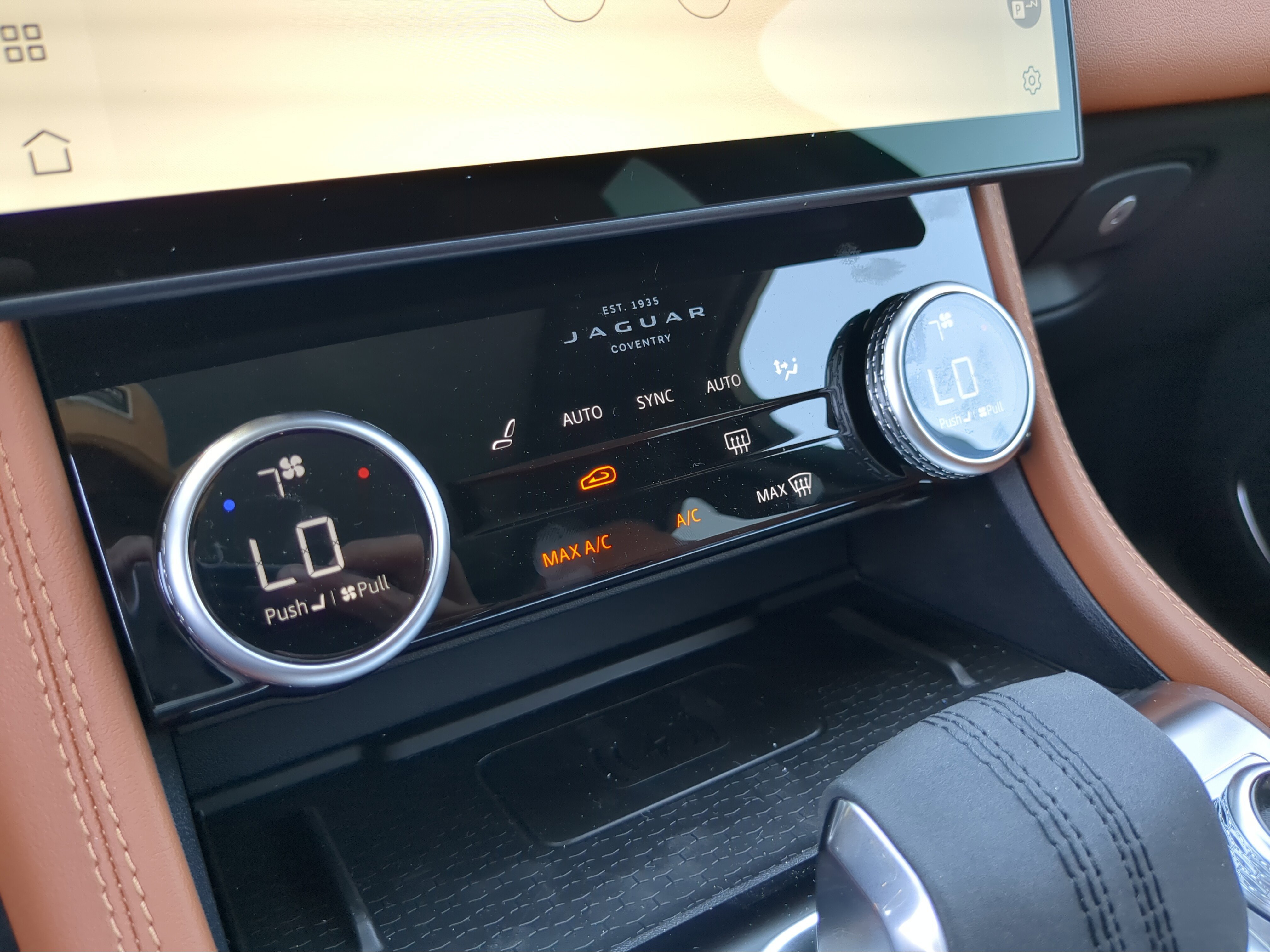 2026 Jaguar F-PACE P400 R-Dynamic S photo 14