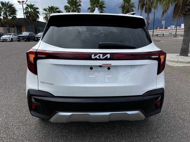 2026 Kia Seltos EX photo 5