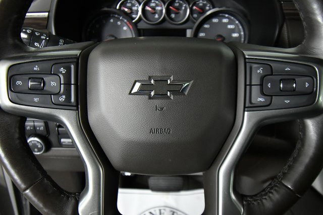 2021 Chevrolet Tahoe Z71 photo 2