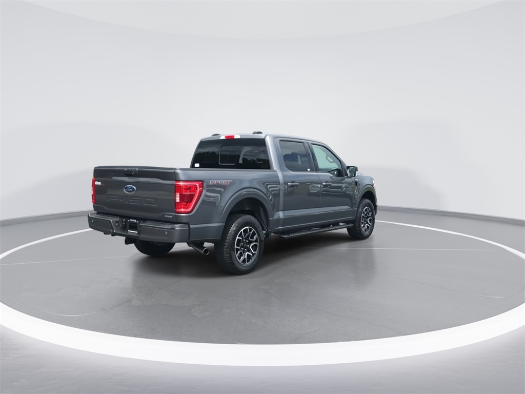 2022 Ford F-150 XLT photo 8