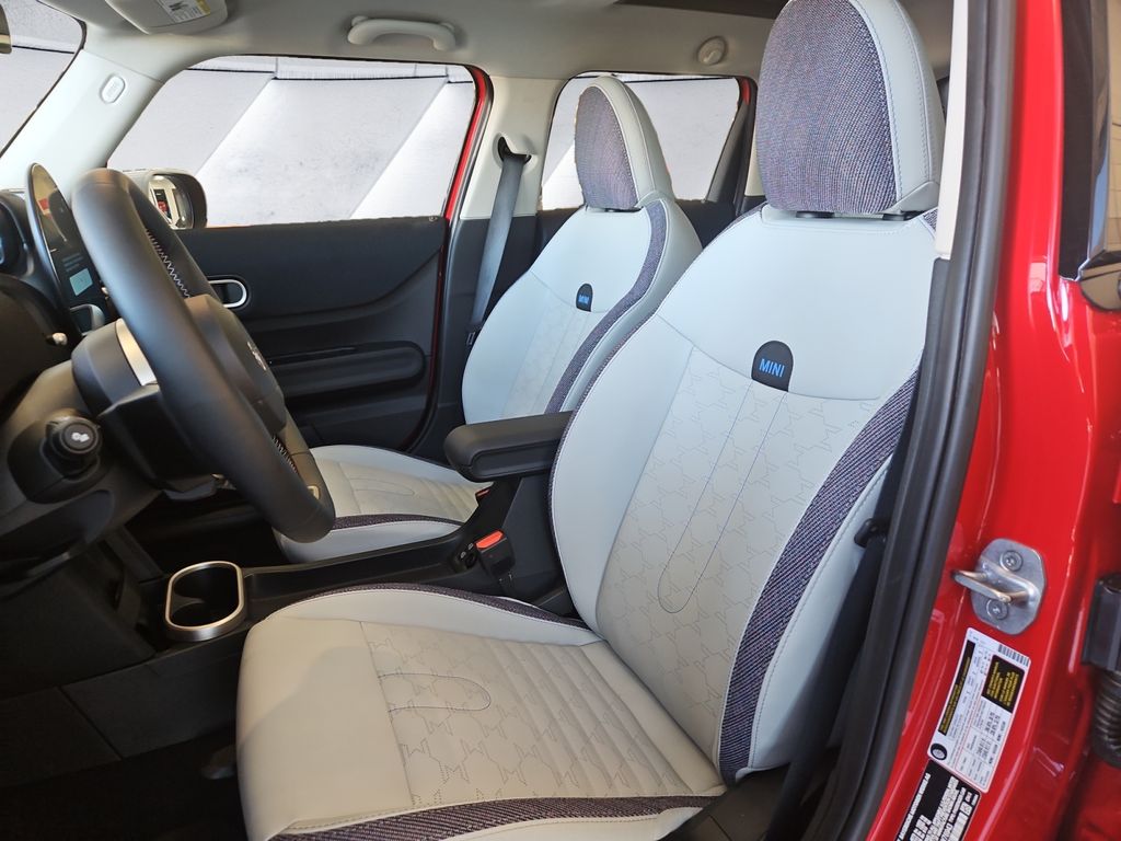 2025 Mini Cooper 4 Door Hardtop Signature photo 8