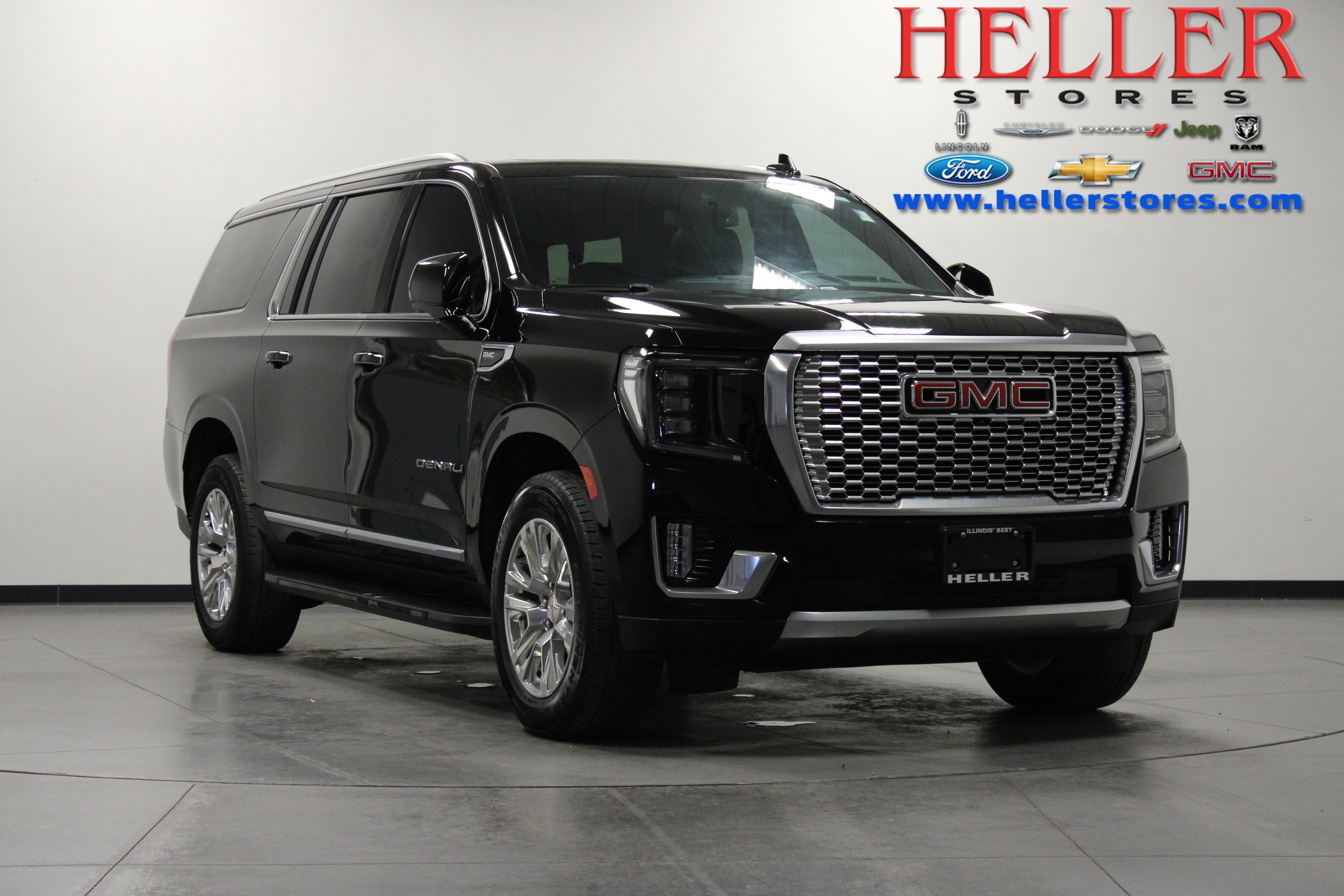 2023 GMC Yukon XL Denali's photo