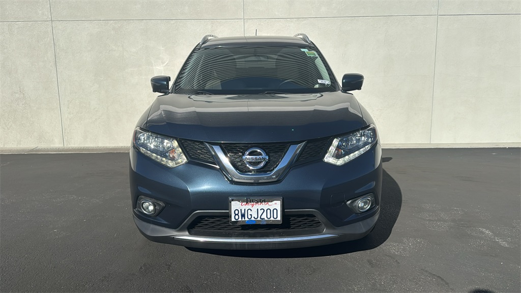 2016 Nissan Rogue SL photo 2