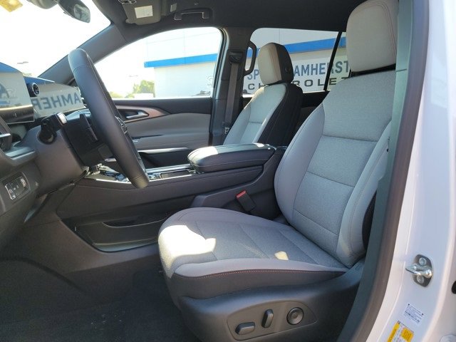 2026 Chevrolet Traverse photo 11