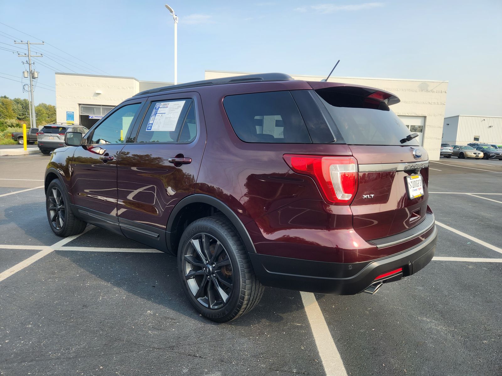 2018 Ford Explorer XLT photo 3