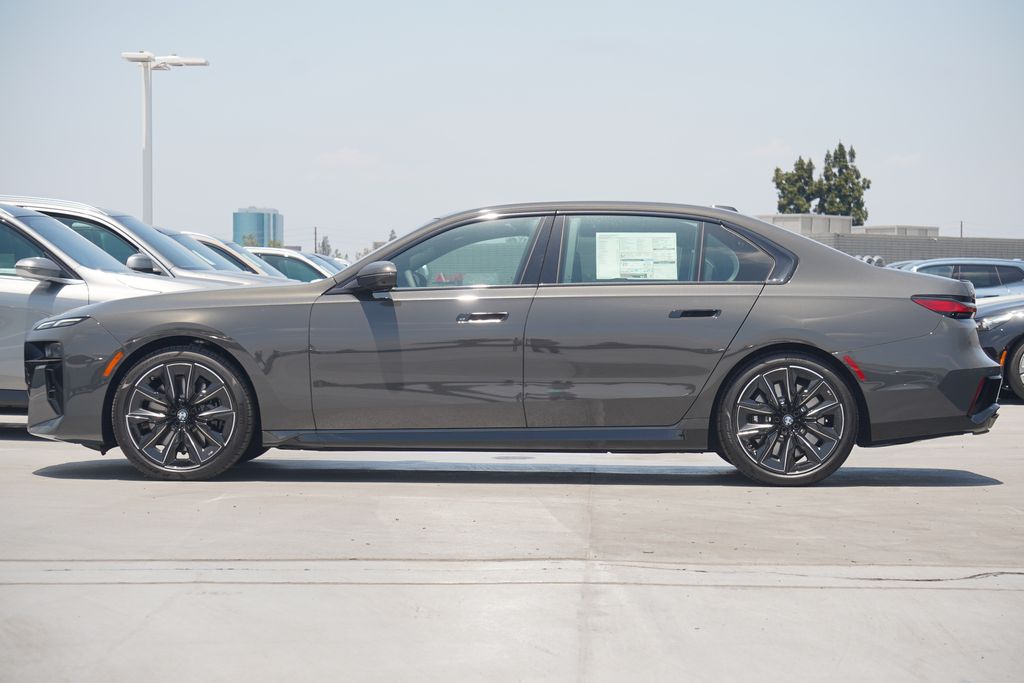 2025 Bmw 760i 760i xDrive photo 4