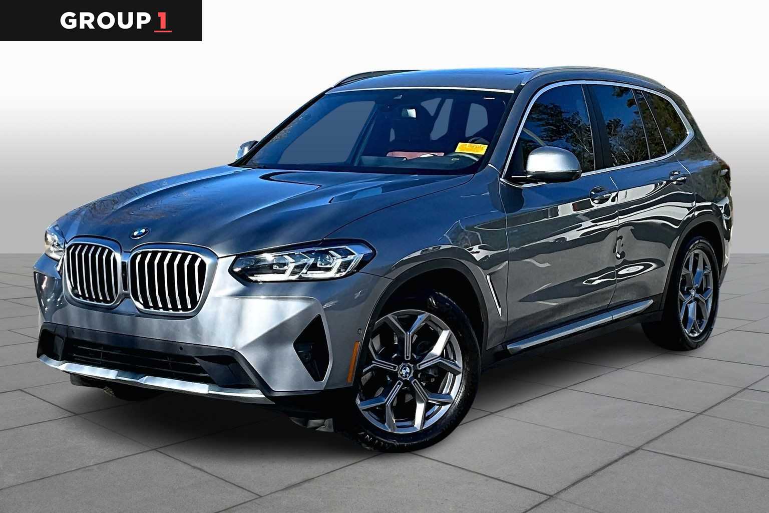 2023 BMW X3 30i's photo