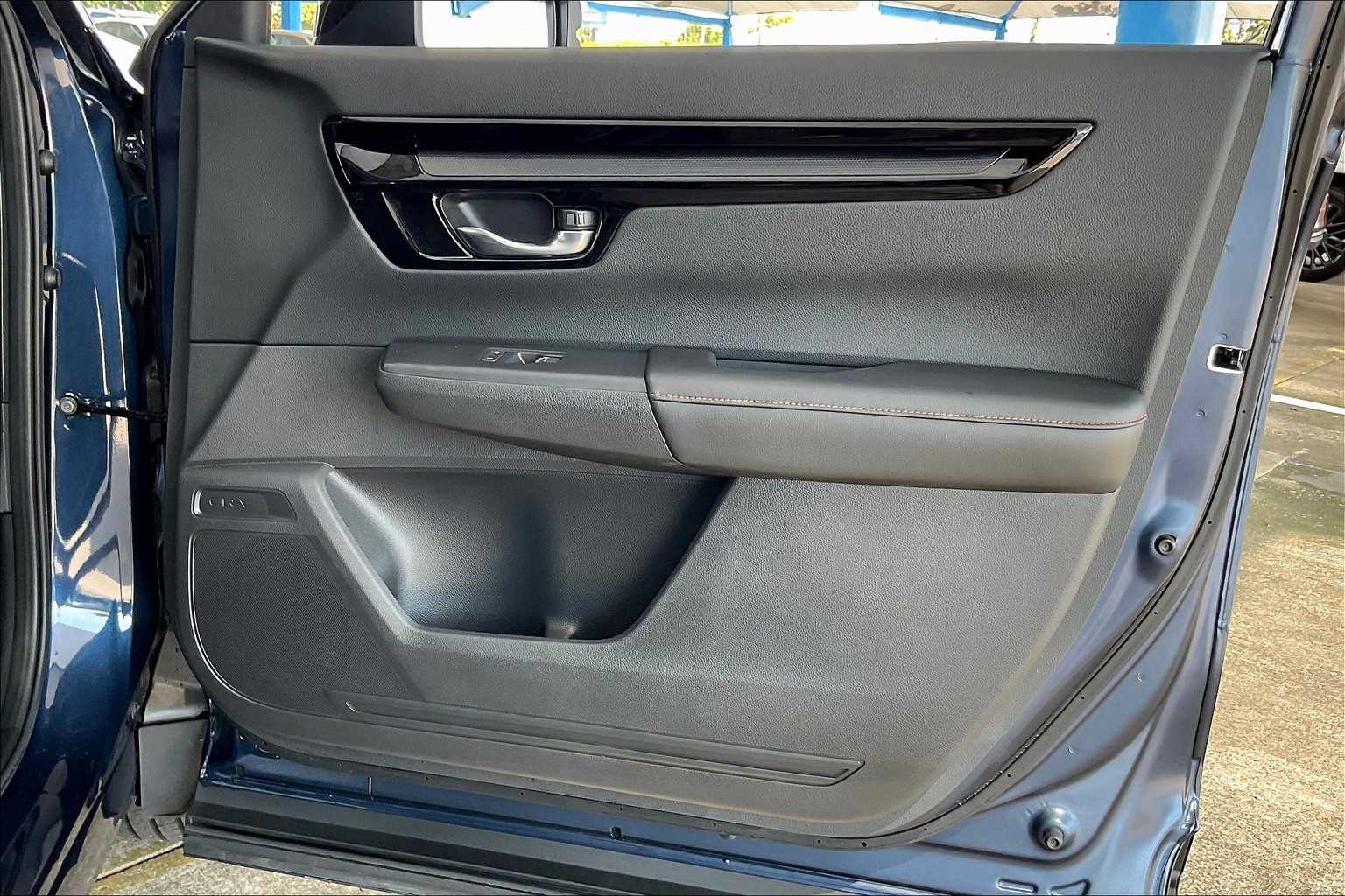 2025 Honda CR-V Hybrid Sport Touring photo 21