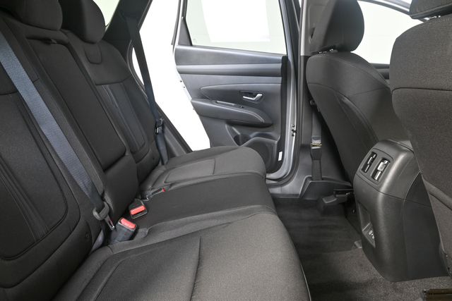 2026 Hyundai Tucson SEL photo 17