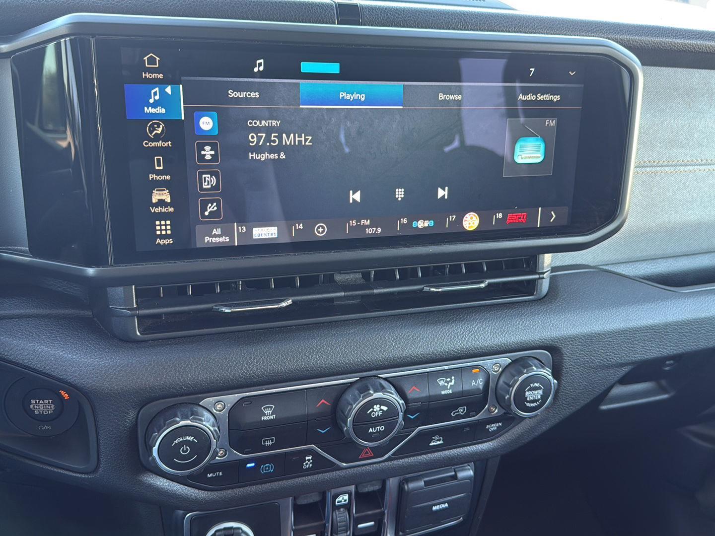 2024 Jeep Wrangler 4xe Sport S photo 5