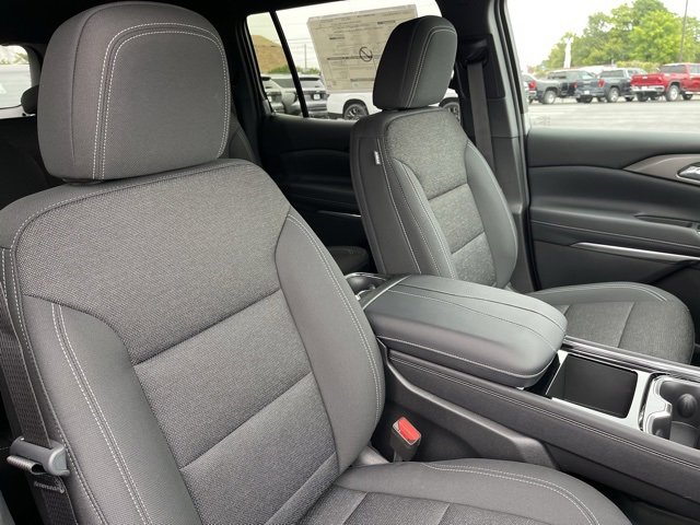2026 Chevrolet Traverse photo 12