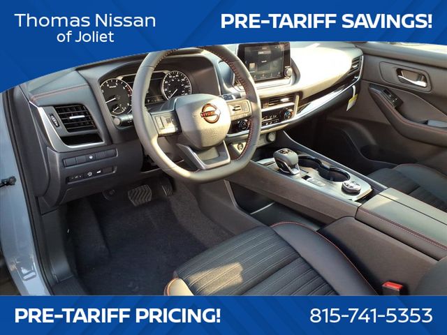 2026 Nissan Rogue SV photo 2