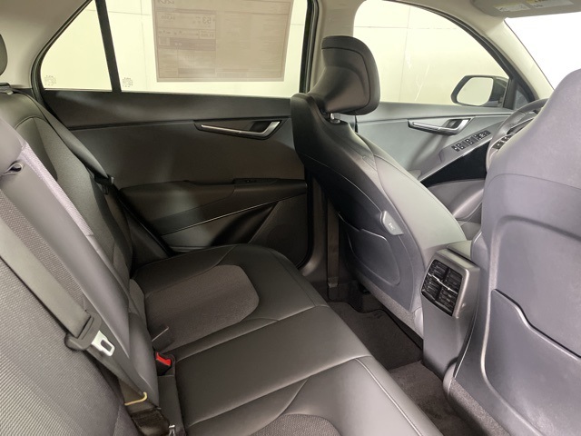 2025 Kia Niro EX photo 16