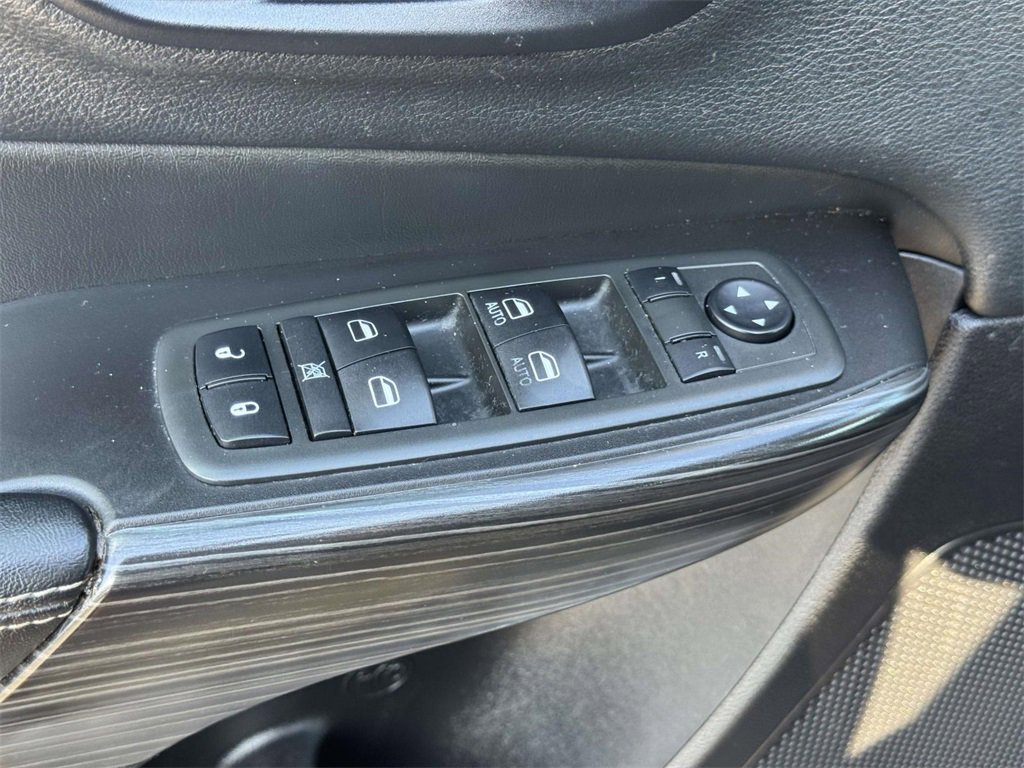 2014 Jeep Cherokee Limited photo 15