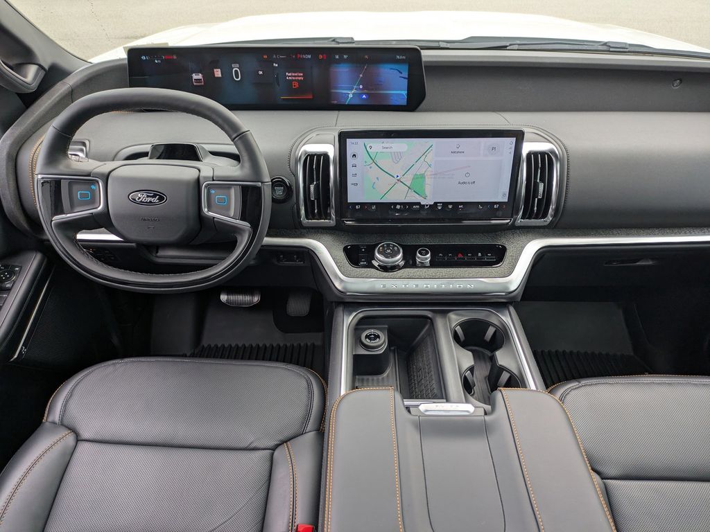 2025 Ford Expedition photo 19