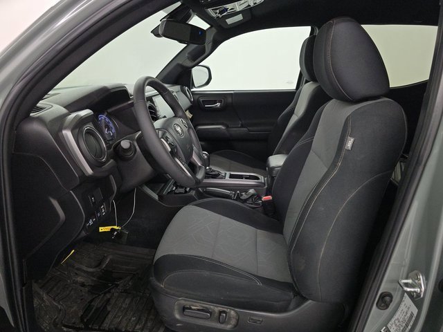 2023 Toyota Tacoma SR 4x4 photo 7