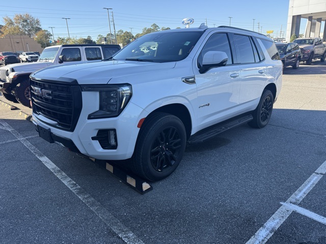 2022 GMC Yukon AT4's photo