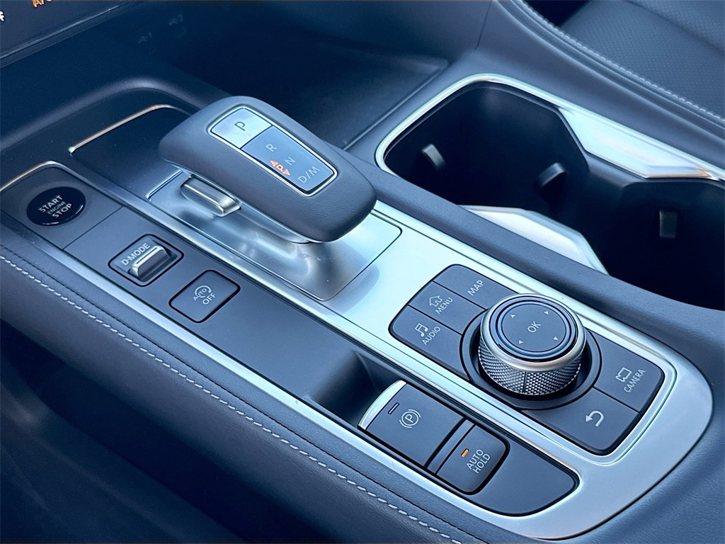 2026 Infiniti QX60 Luxe photo 16